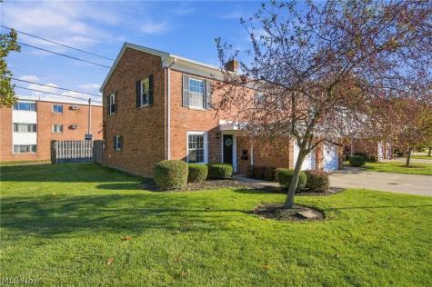 101 Chatham Way Mayfield Heights OH 44124