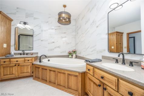 1602 Glendale Road Marietta OH 45750