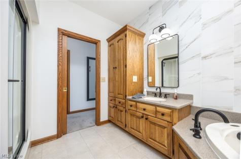 1602 Glendale Road Marietta OH 45750