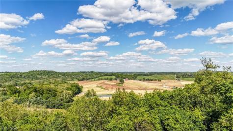 1602 Glendale Road Marietta OH 45750