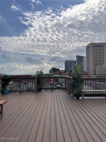 1133 W 9th Street Cleveland OH 44113