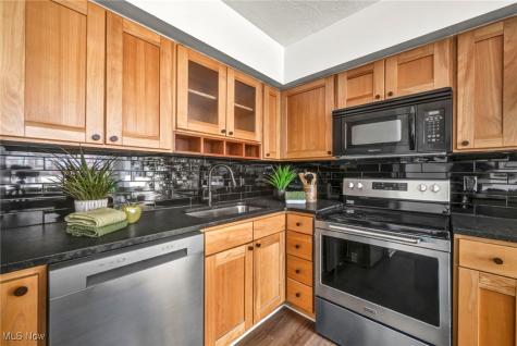 2222 Detroit Avenue Cleveland OH 44113