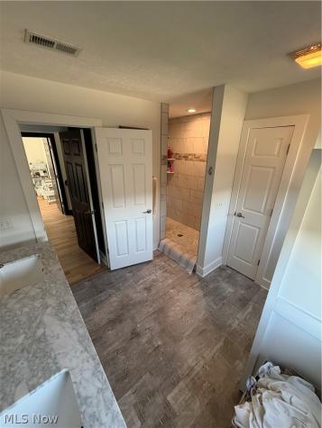 2257 City View Drive Cleveland OH 44113