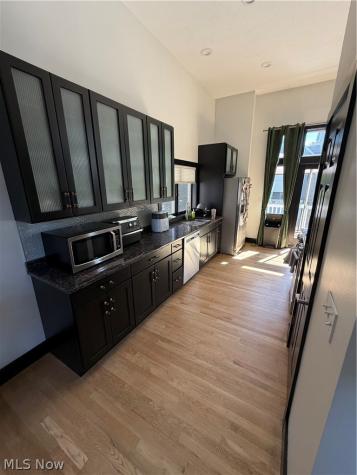 2257 City View Drive Cleveland OH 44113