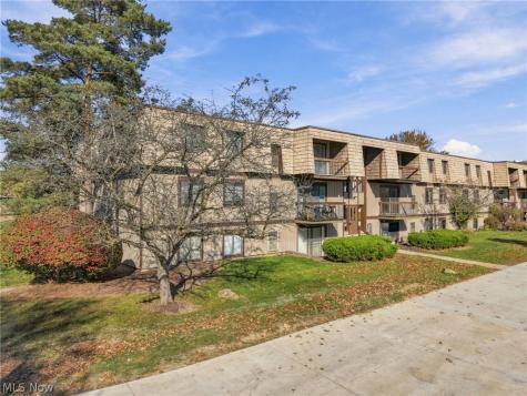 9611 Sunrise Boulevard North Royalton OH 44133