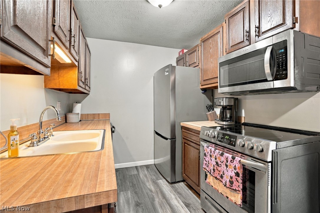 9611 Sunrise Boulevard North Royalton OH 44133