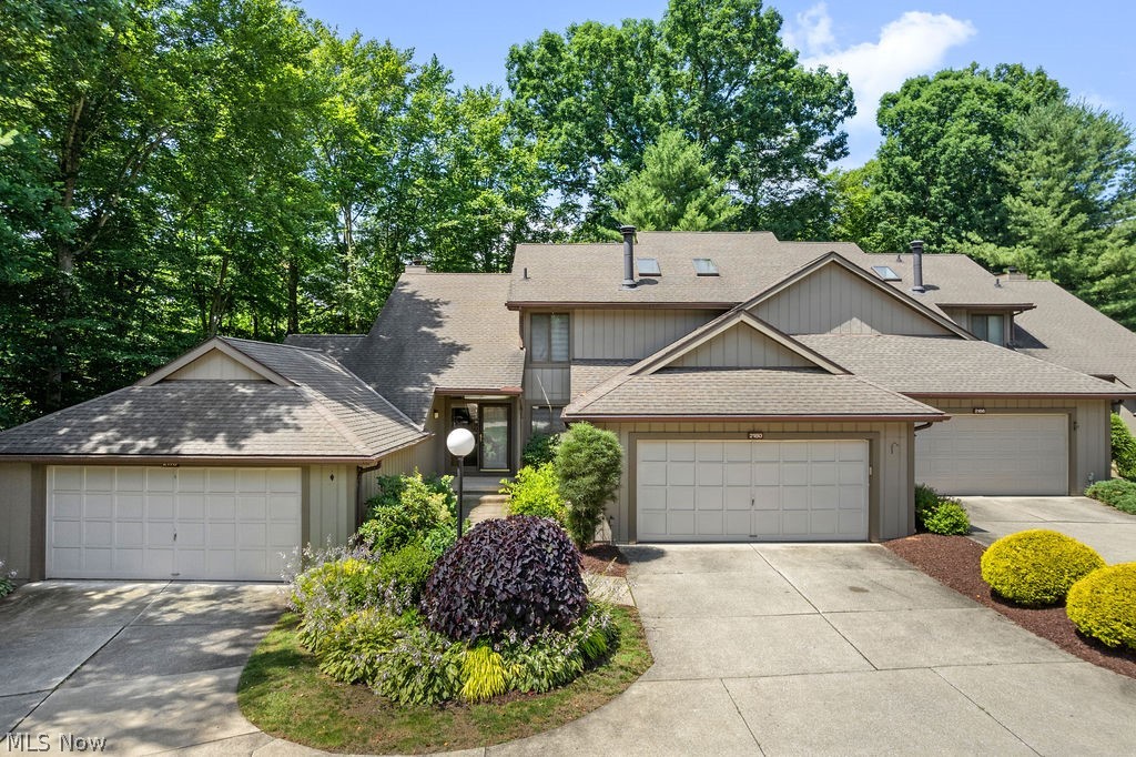 2180 Stone Creek Trail Cuyahoga Falls OH 44223