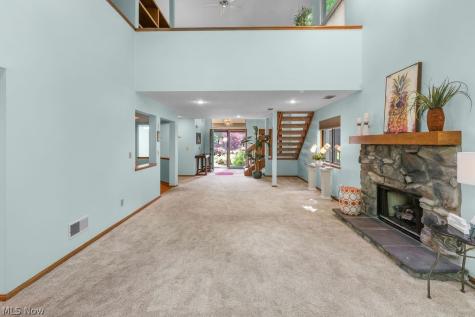 2180 Stone Creek Trail Cuyahoga Falls OH 44223