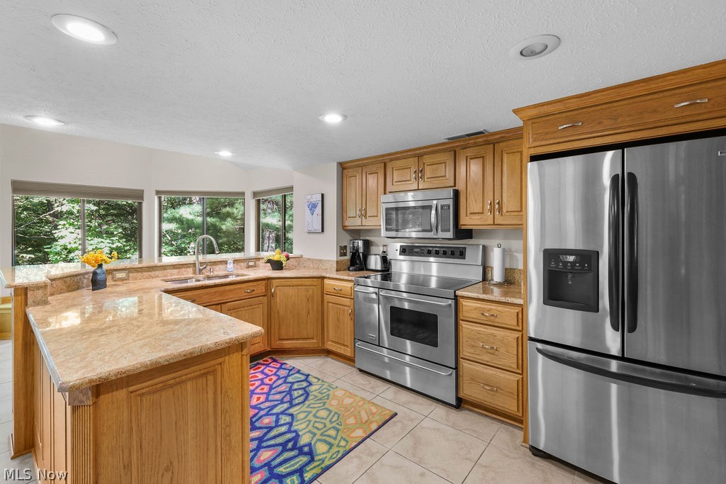 2180 Stone Creek Trail Cuyahoga Falls OH 44223