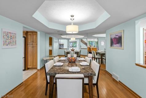 2180 Stone Creek Trail Cuyahoga Falls OH 44223