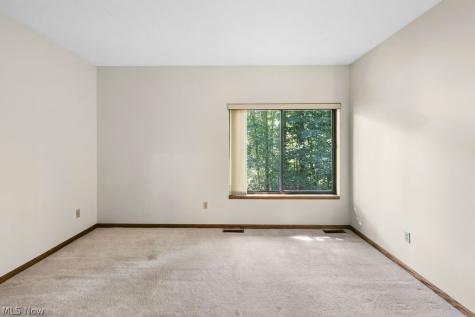 2180 Stone Creek Trail Cuyahoga Falls OH 44223