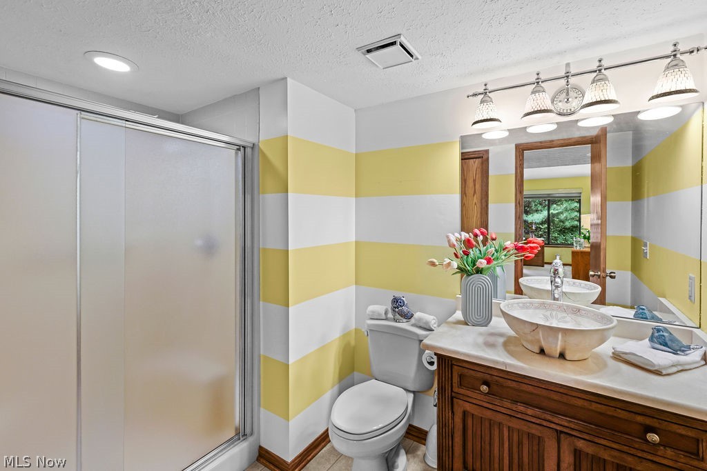 2180 Stone Creek Trail Cuyahoga Falls OH 44223