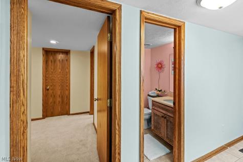 2180 Stone Creek Trail Cuyahoga Falls OH 44223