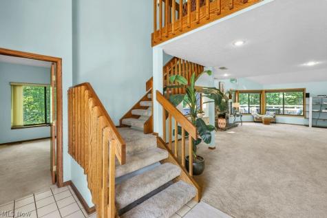 2180 Stone Creek Trail Cuyahoga Falls OH 44223