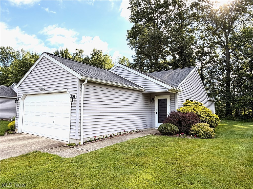 1933 Candlewood Drive Avon OH 44011