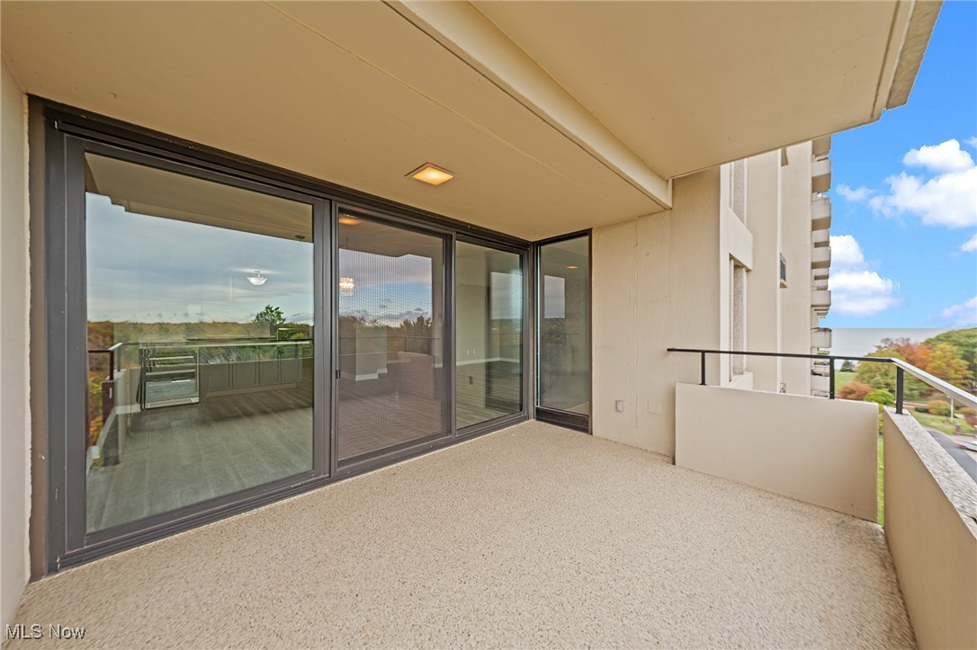 1 Bratenahl Place Bratenahl OH 44108