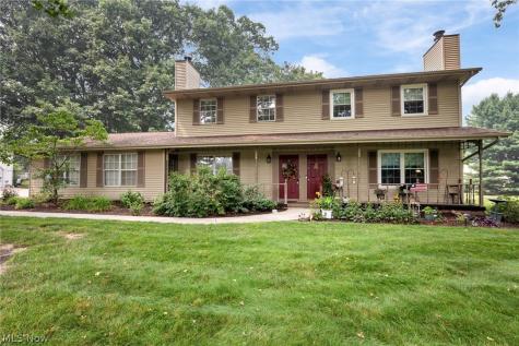 2927 Pleasant Street NW North Canton OH 44720
