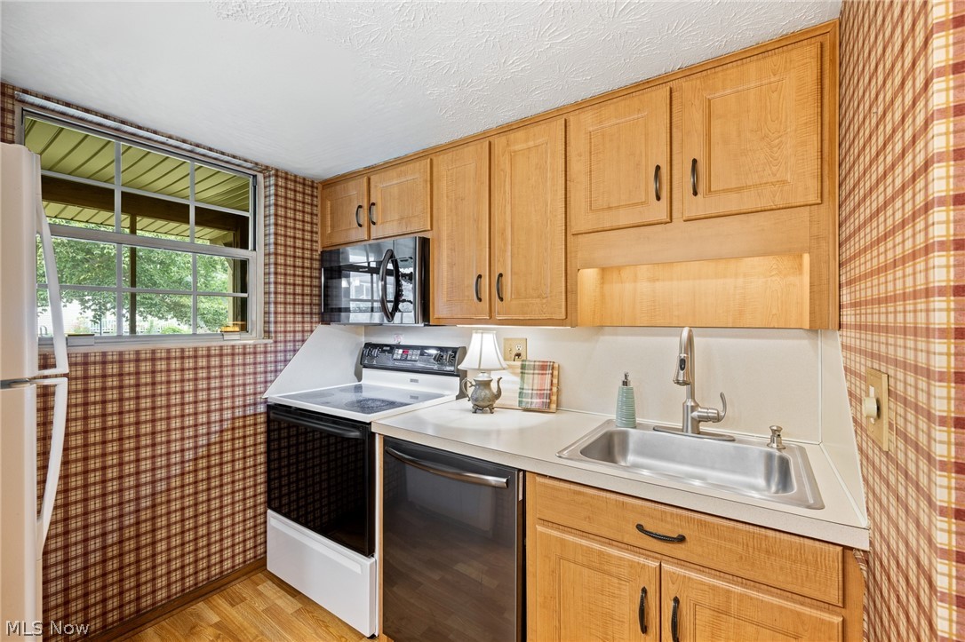 2927 Pleasant Street NW North Canton OH 44720