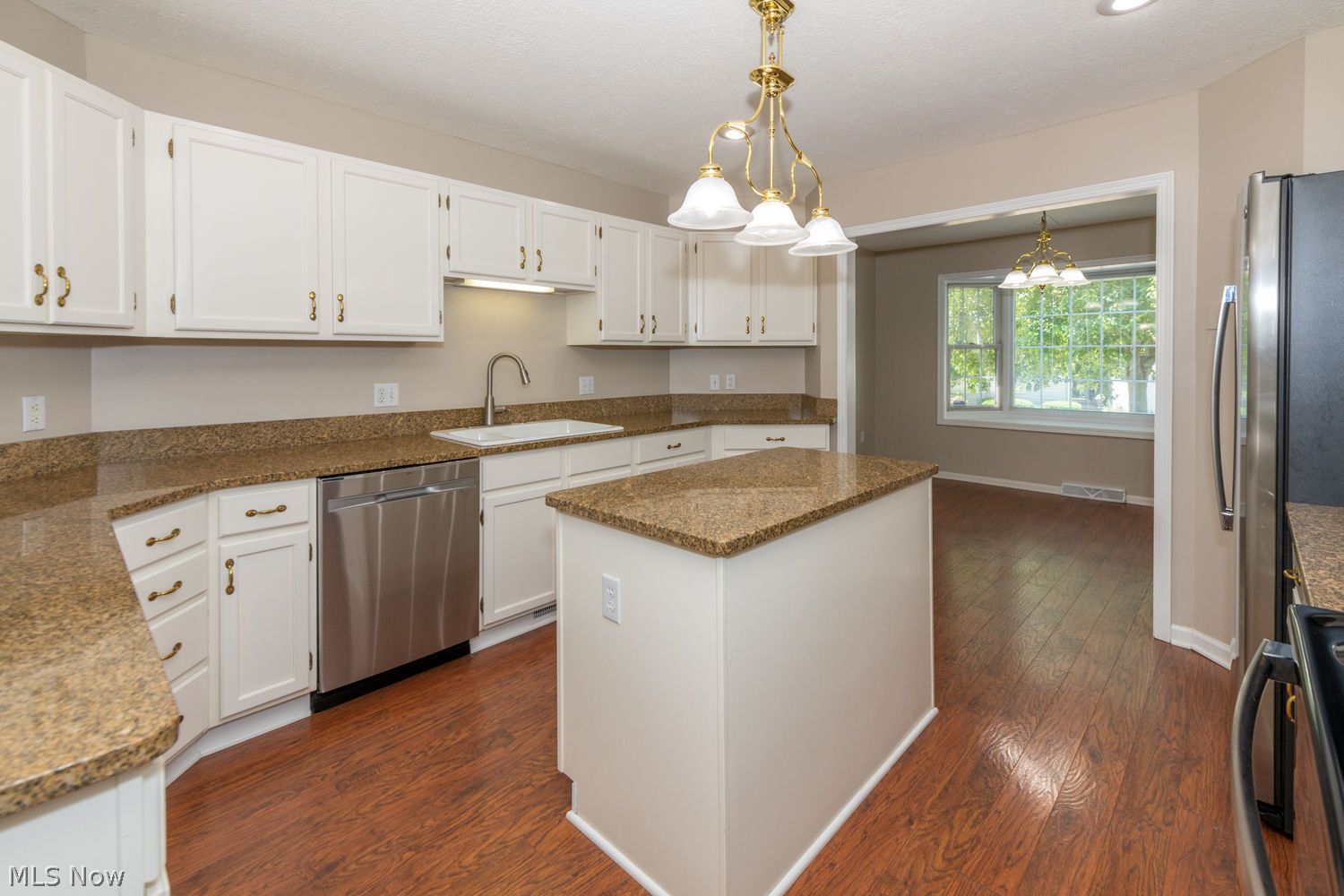 277 Adena Trace Akron OH 44321