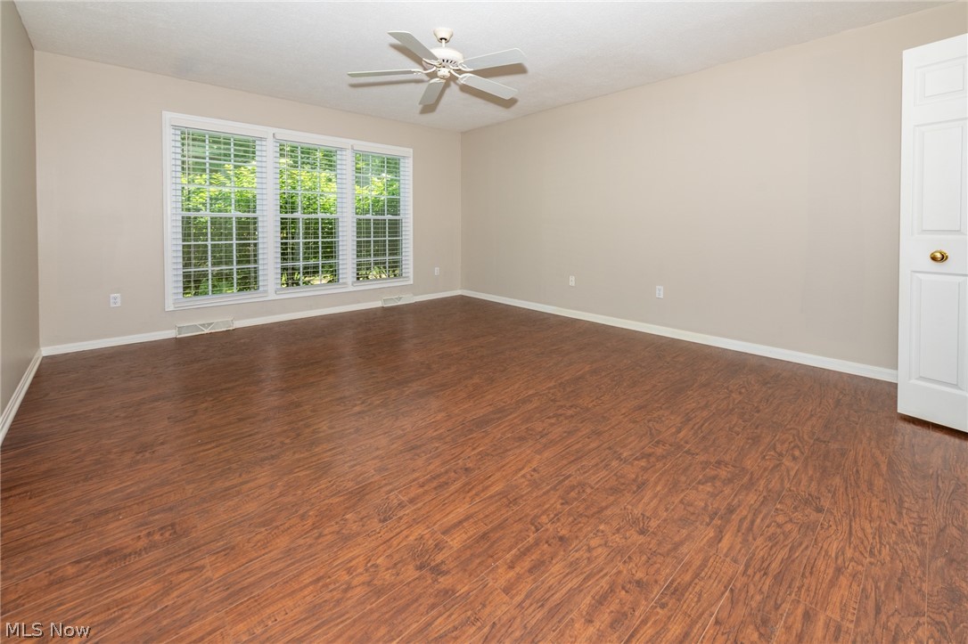 277 Adena Trace Akron OH 44321