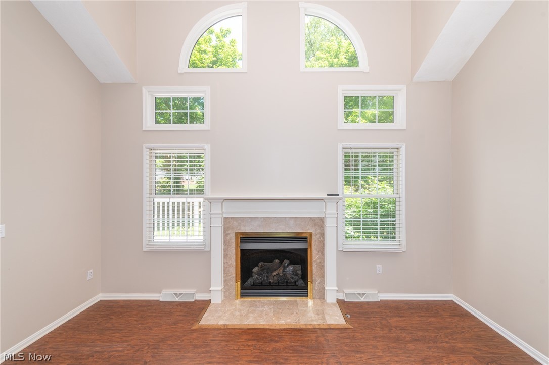 277 Adena Trace Akron OH 44321