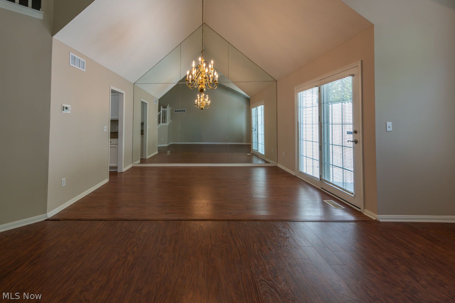 277 Adena Trace Akron OH 44321
