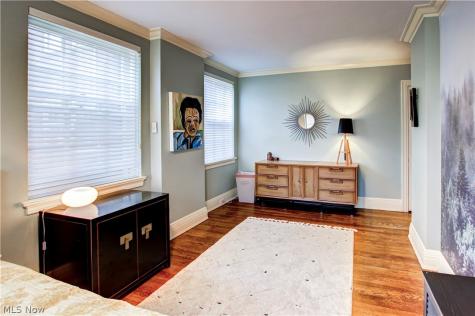 13715 Shaker Boulevard Cleveland OH 44120