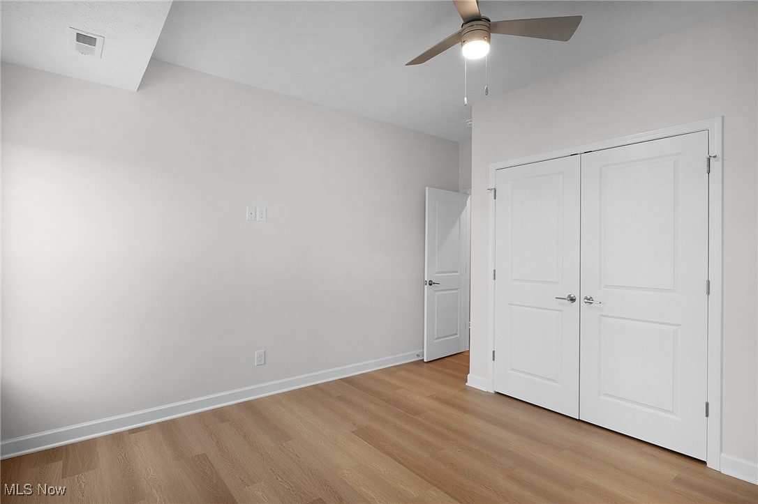 445 Harbor Lane Lorain OH 44052