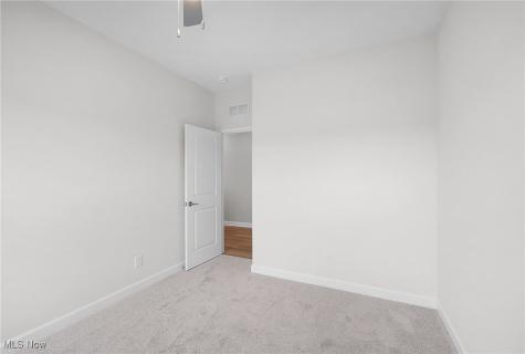 445 Harbor Lane Lorain OH 44052