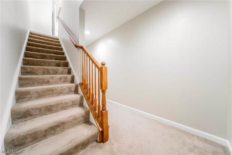 4977 Lake View Drive Peninsula OH 44264