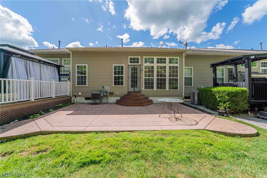 4977 Lake View Drive Peninsula OH 44264