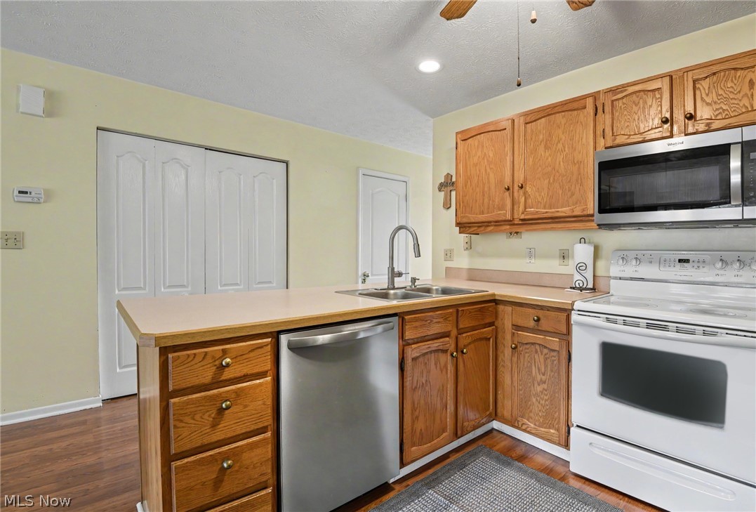 375 Pineview Drive NE Warren OH 44484