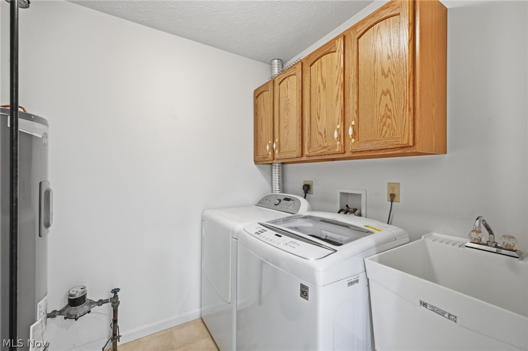 952 Oakbrook Drive Ashland OH 44805