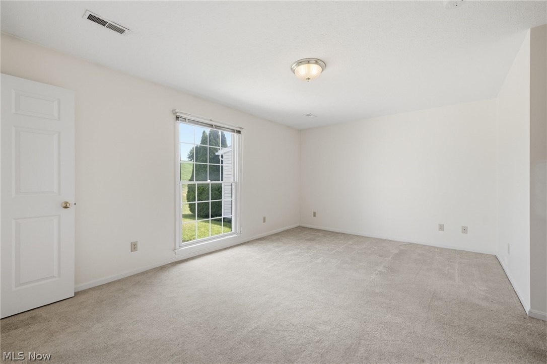 952 Oakbrook Drive Ashland OH 44805