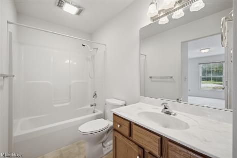 952 Oakbrook Drive Ashland OH 44805