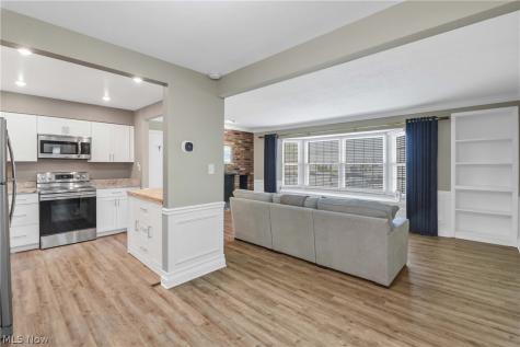 2940 Pease Drive Rocky River OH 44116