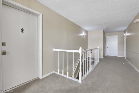 2940 Pease Drive Rocky River OH 44116