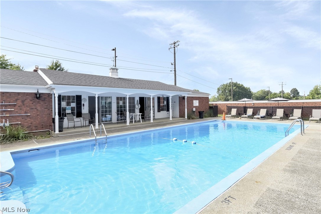 2940 Pease Drive Rocky River OH 44116
