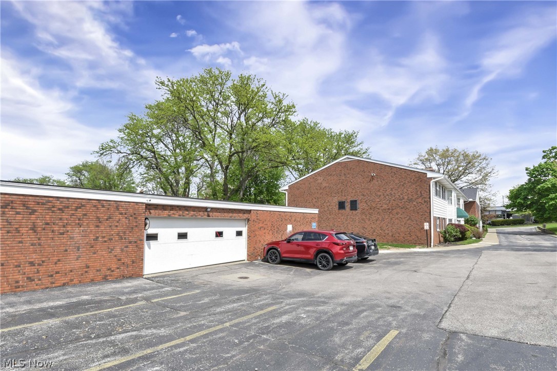 2940 Pease Drive Rocky River OH 44116