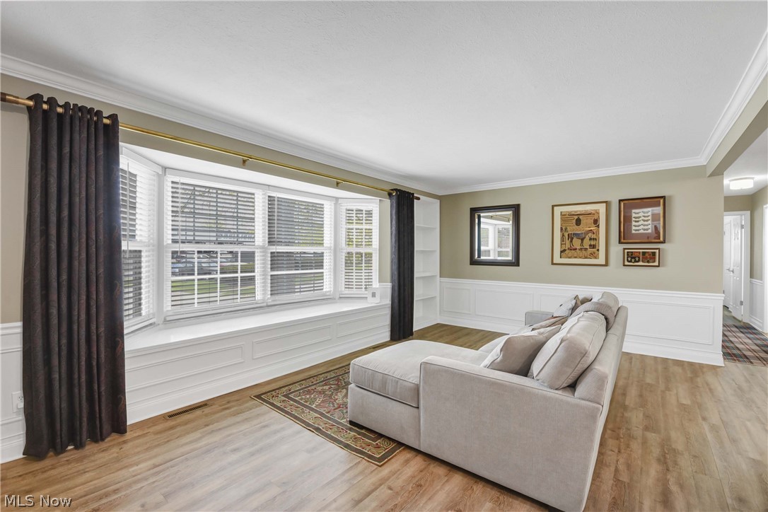 2940 Pease Drive Rocky River OH 44116