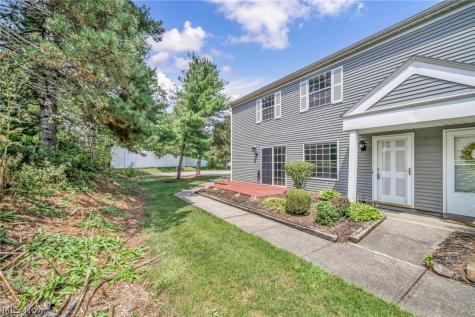 85 Firebush Lane Northfield OH 44067