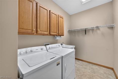 2046 University Commons Drive SE Massillon OH 44646