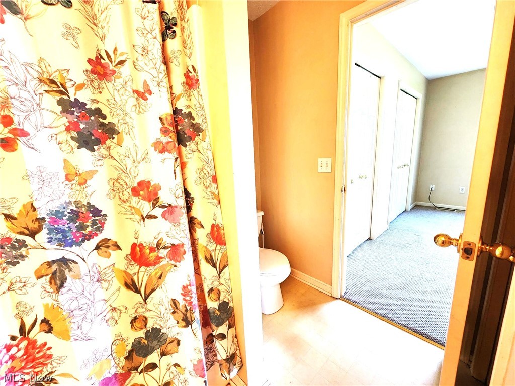 106 Meander Lane Elyria OH 44035