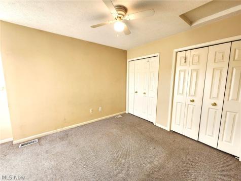 106 Meander Lane Elyria OH 44035