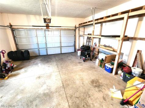 106 Meander Lane Elyria OH 44035