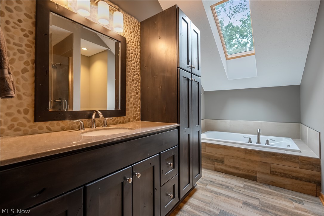 78 Portside Circle Green OH 44319