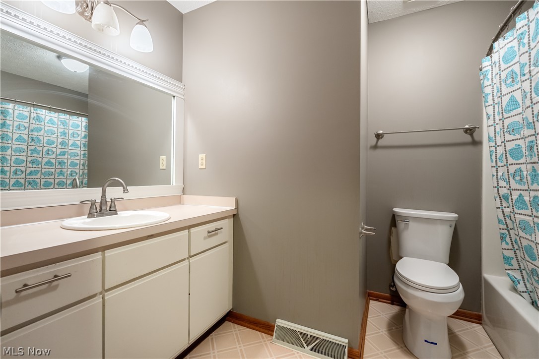78 Portside Circle Green OH 44319