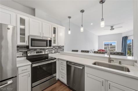 1444 W 10th Street Cleveland OH 44113