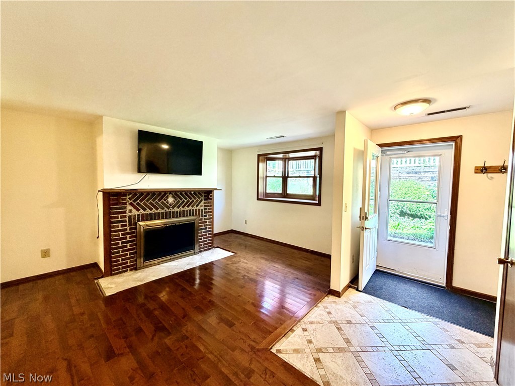11056 State Route 44 Mantua OH 44255