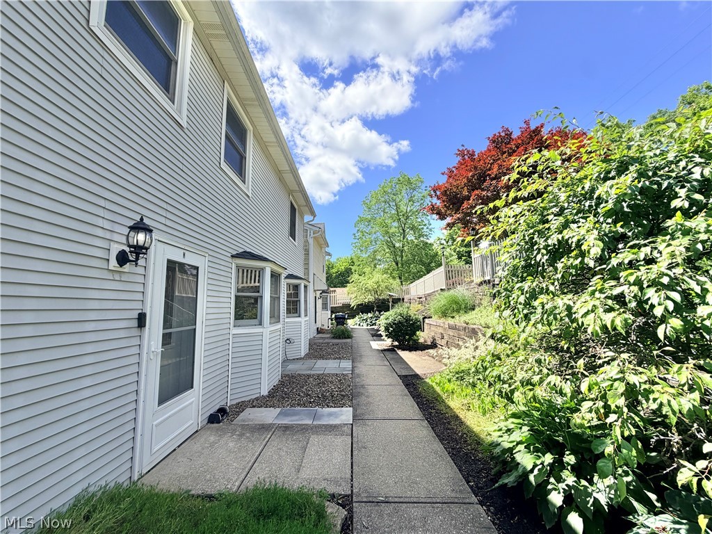 11056 State Route 44 Mantua OH 44255